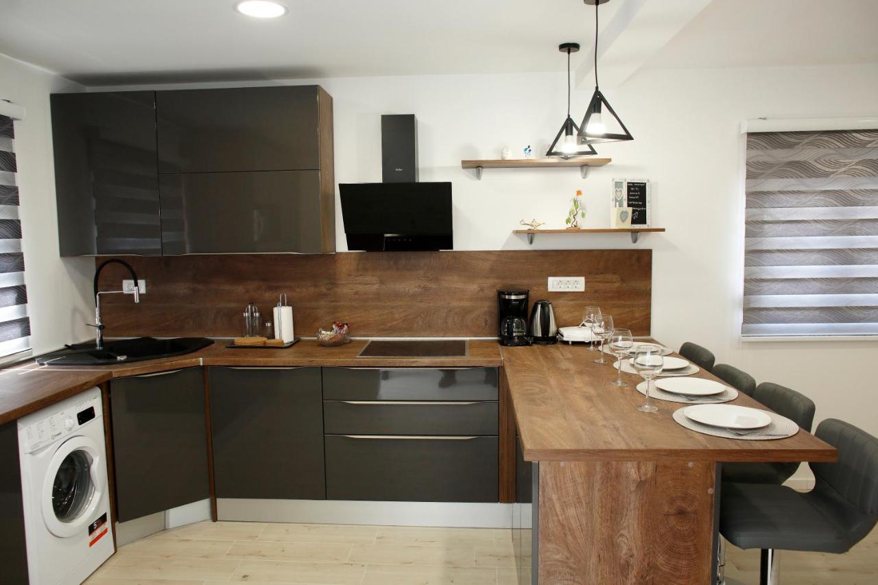 Pearl Apartment Spalato Esterno foto